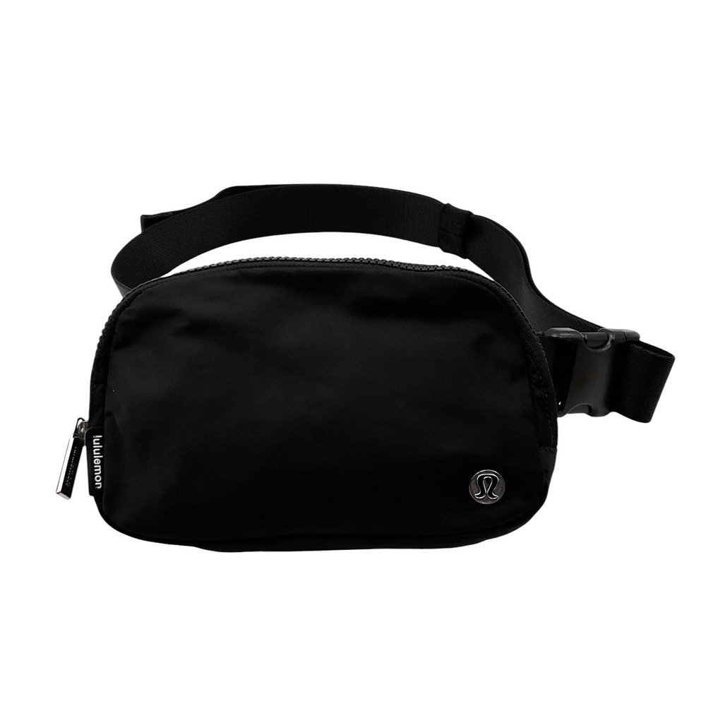Lululemon Everywhere Belt Bag 1L Black Adjustable Crossbody Fanny Pack LU9AXZS